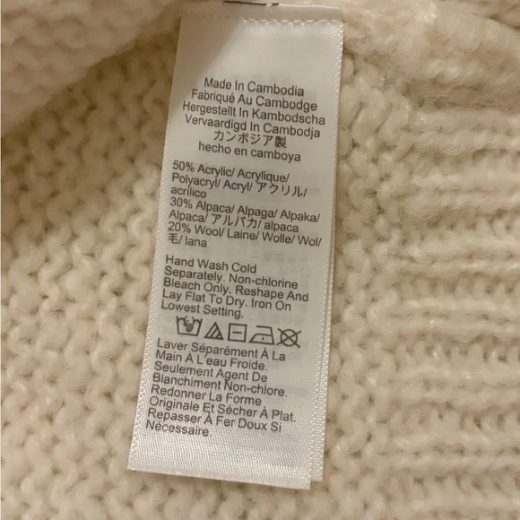 NWT J. Crew Raglan Cardigan in Ivory / Button-Up Cardigan with Patch Pockets - Picture 5 of 8